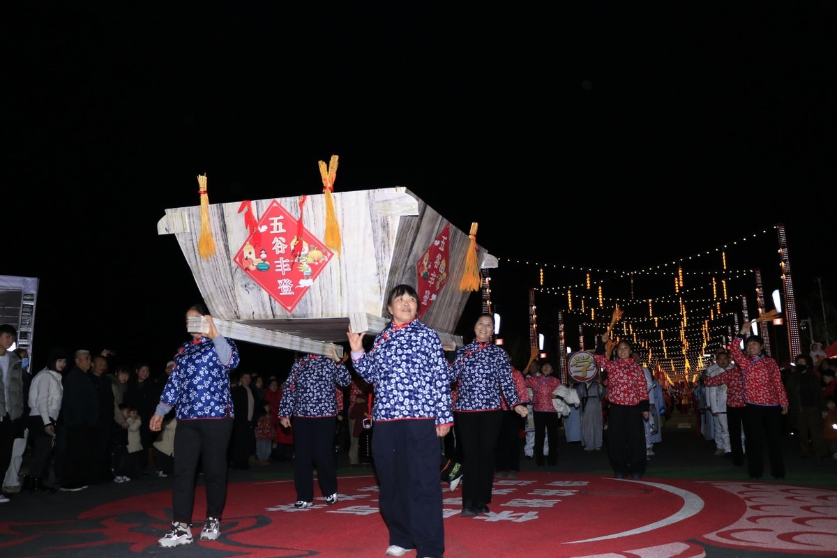 从乡土舞台到省级平台:贵州斗舞会2025年终盛典舞动余庆 从乡土舞台到省级平台:贵州斗舞会2025年终盛典舞动余庆